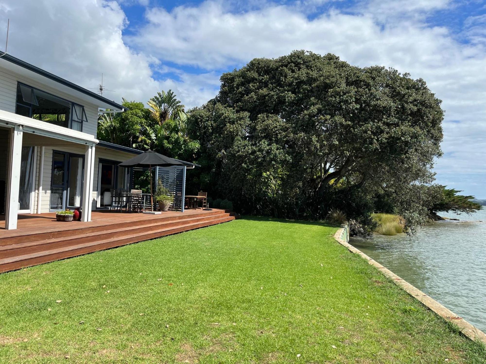 Absolute Waterfront Serenity Near Auckland Clarks Beach Buitenkant foto